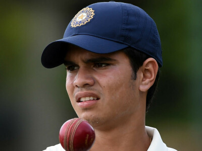 Tendulkar junior hits ton on first-class debut
