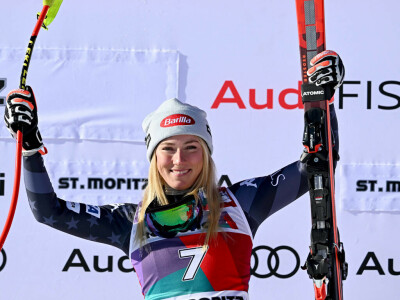 Shiffrin wins Super-G to close in on World Cup record