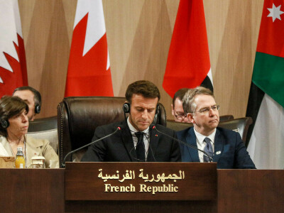 Macron praises Qatar for World Cup and Egypt for COP27