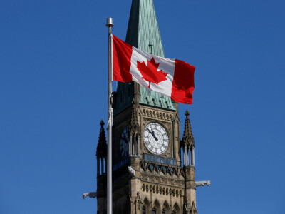Canada&rsquo;s annual inflation rate eases slightly to 6.8% in November