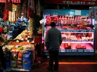 Turkey annual inflation to ease to 66.8% in December, 43.2% a year later