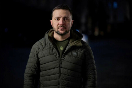 Zelenskiy, Putin promise victory in contrasting New Year speeches