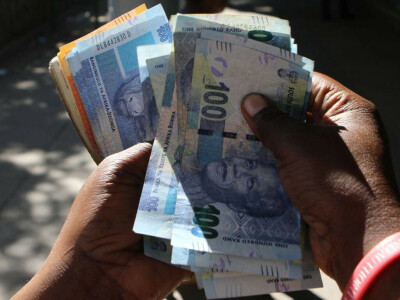 South African rand weakens ahead of U.S. jobs data South African rand weakens ahead of U.S. jobs data