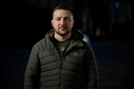 Ukraine&rsquo;s Zelenskiy thanks Scholz for defence package, discusses &lsquo;further cooperation&rsquo;
