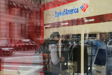 US banks get ready for shrinking profits and recession