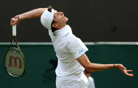 Humbert ends three-year Auckland reign with first-round loss