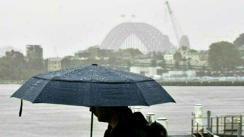 Western Australia struggles back from huge floods