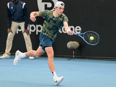 Draper fires warning to Nadal by reaching Adelaide semis