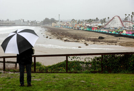Weekend brings more rain, snow to storm-hit California