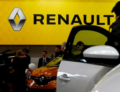 Renault group sales fall 5.9% in 2022, Europe order book at record levels