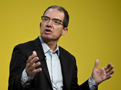 Davos 2023: Moderna CEO in talks with China to supply COVID vaccines