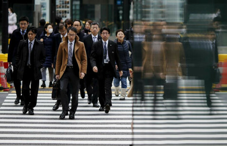 Most big Japanese firms heed prime minister&rsquo;s call to raise wages this year