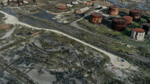 The black hell of Albania&rsquo;s ageing oil fields