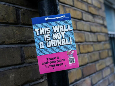 London takes aim at public urination with splash-back paint
