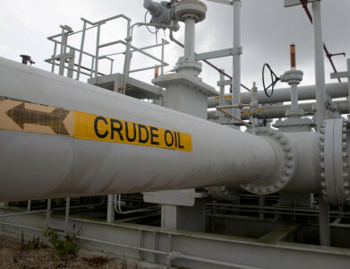 Saudi crude exports slip to five-month low in November