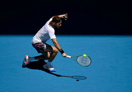 Sun shines on Tsitsipas in dominant victory at Australian Open