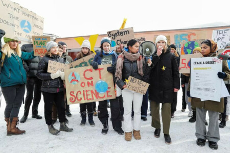 Davos 2023: &lsquo;Keep it in the ground&rsquo; Greta Thunberg tells protest at end of WEF