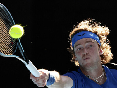 &lsquo;Lucky&rsquo; Rublev wins five-set epic to make Australian Open quarters
