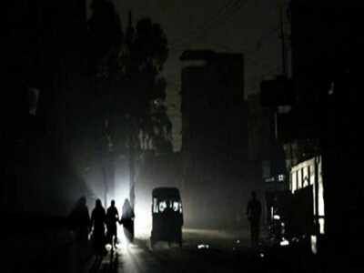 Thousands of mobile phone towers go offline in Pakistan after power outage