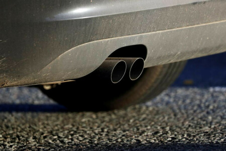 UK annual car output lowest since 1956: industry body