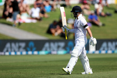 Duckett, Brook set up England attacking declaration in first Test