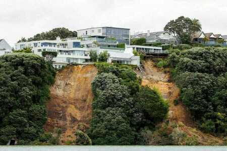 Cyclone Gabrielle death toll rises to five as recovery starts