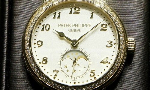Returns on luxury Swiss watches still beat stocks and crypto: report