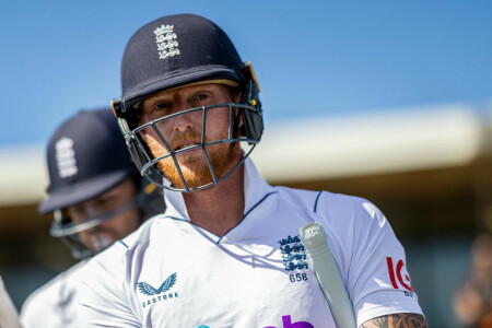 Stokes fires Ashes warning after England crush New Zealand