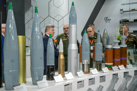 Russian firms showcase guns, missiles at UAE defence expo