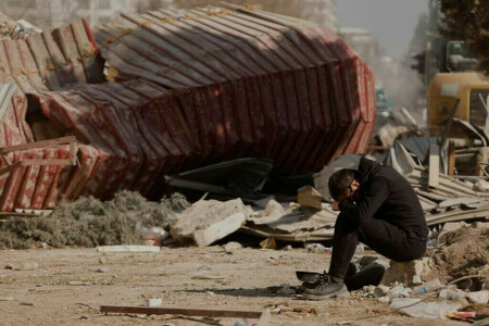 Death toll rises after fresh earthquake hits Turkiye-Syria border