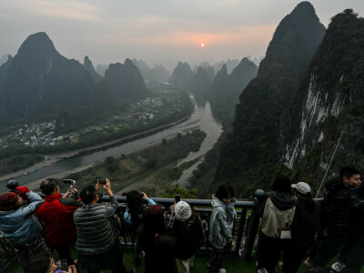 China expects sharp rebound in tourism this year