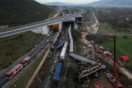 Greece seeks answers over deadliest train tragedy