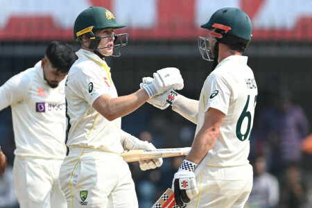 Australia beat India by nine wickets to win third Test