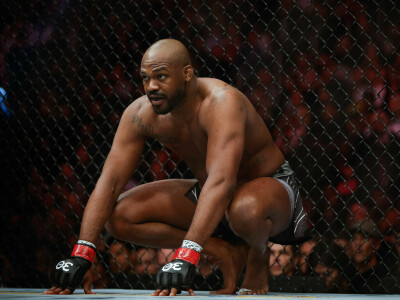 Jones returns to crush Gane and win UFC heavyweight crown