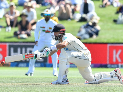 Mitchell and Tickner lead New Zealand fightback against Sri Lanka