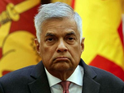 Sri Lanka president says no side arrangements with any creditor