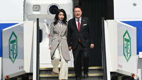 South Korea president arrives in Japan to open &lsquo;new chapter&rsquo;