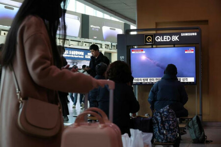 North Korea launches ICBM ahead of South Korea-Japan summit