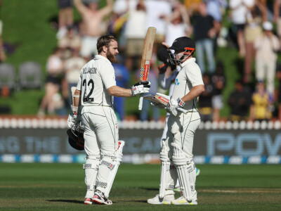 Williamson, Nicholls double tons put New Zealand on top in second Test