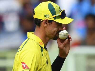 Starc haul and Marsh blitz help Australia hammer India