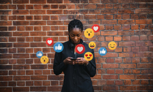 Social media workplace: a level playing field for women?