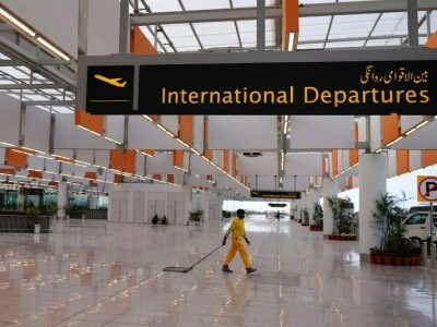 Pakistan moves ahead on plan to outsource three airports