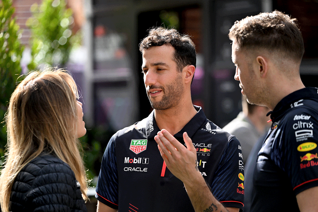 Ricciardo says &lsquo;signs pointing&rsquo; to 2024 grid return