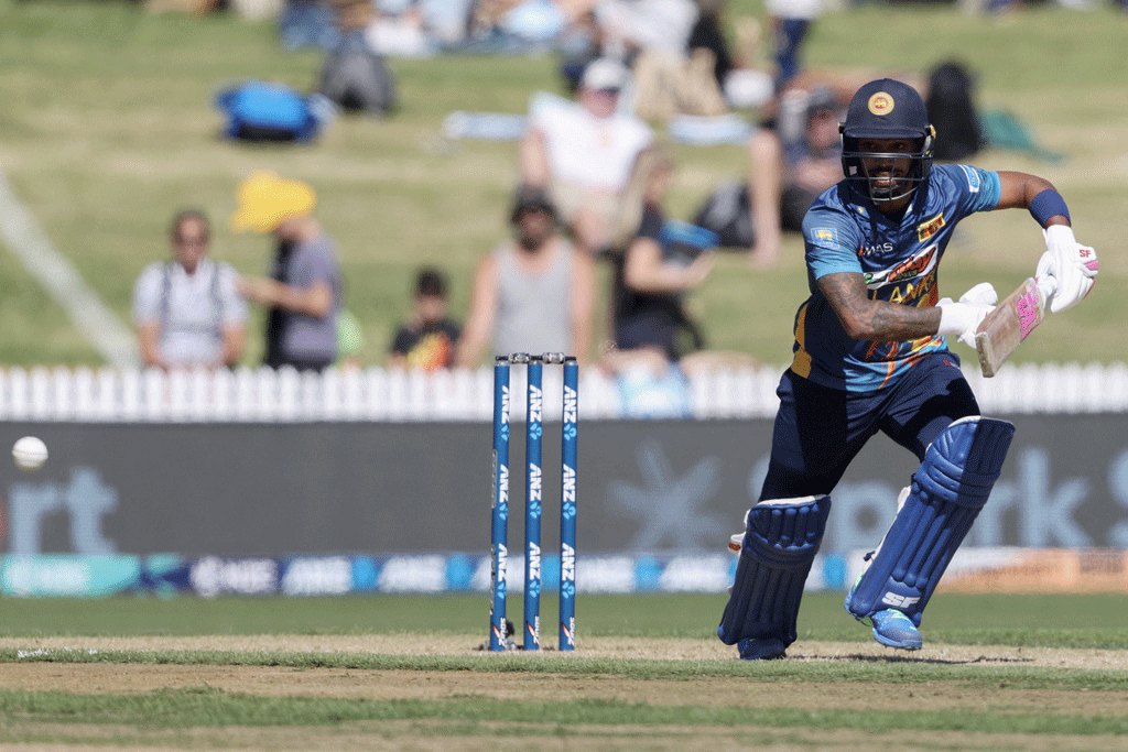 Sri Lanka labour to 157 all out in third New Zealand ODI