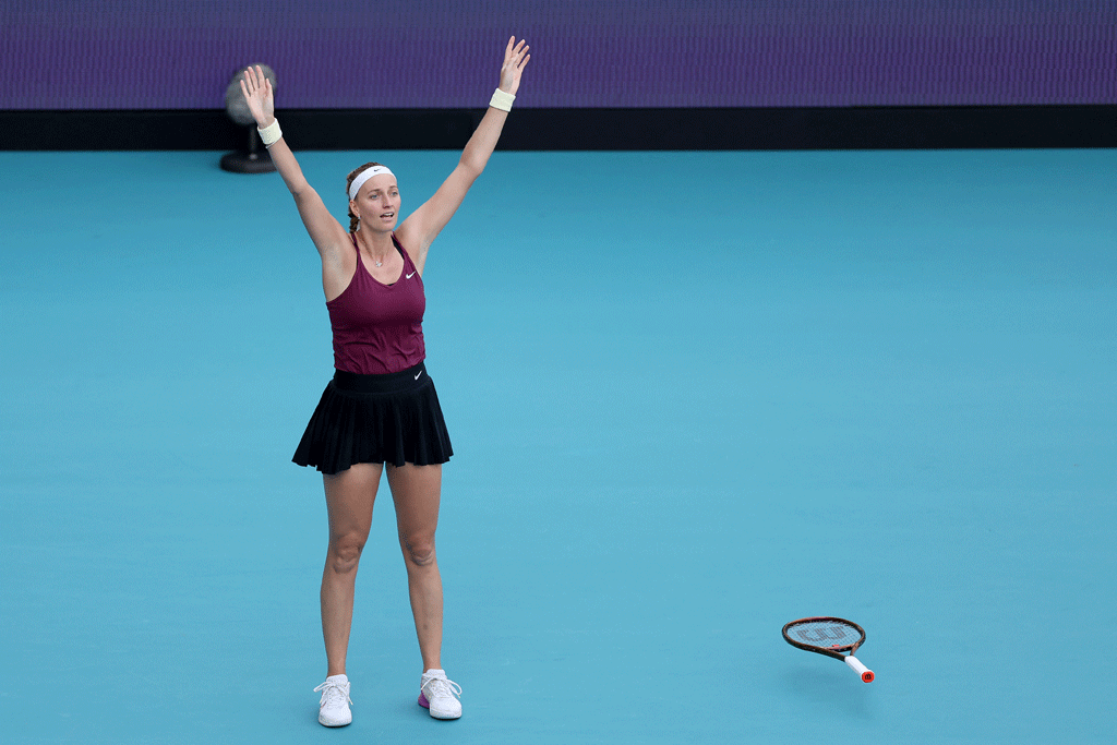 Veteran Kvitova defeats Rybakina for 30th WTA title