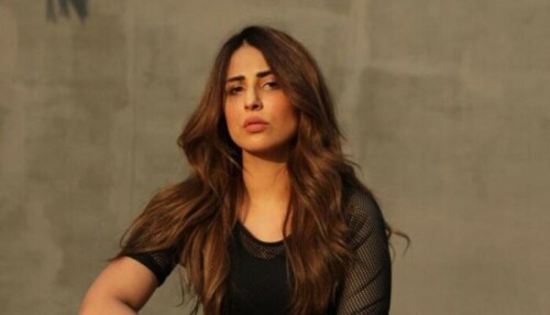 Ushna Shah takes a stand against &lsquo;bullying&rsquo; and &lsquo;ostracising&rsquo;