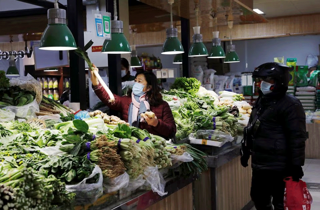 China consumer inflation falls below 1% in March