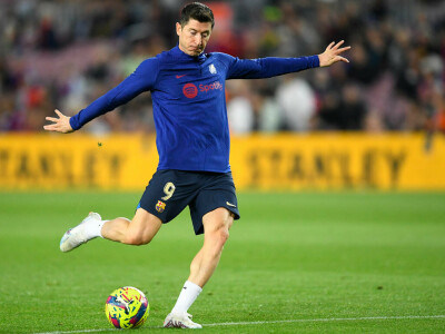 I hope to play with Messi next season at Barca: Lewandowski