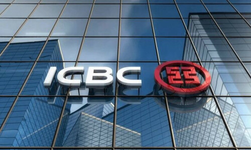 Pakistan to receive $300mn from ICBC today: Dar