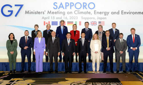 G7 ministers agree to speed up renewable energy development